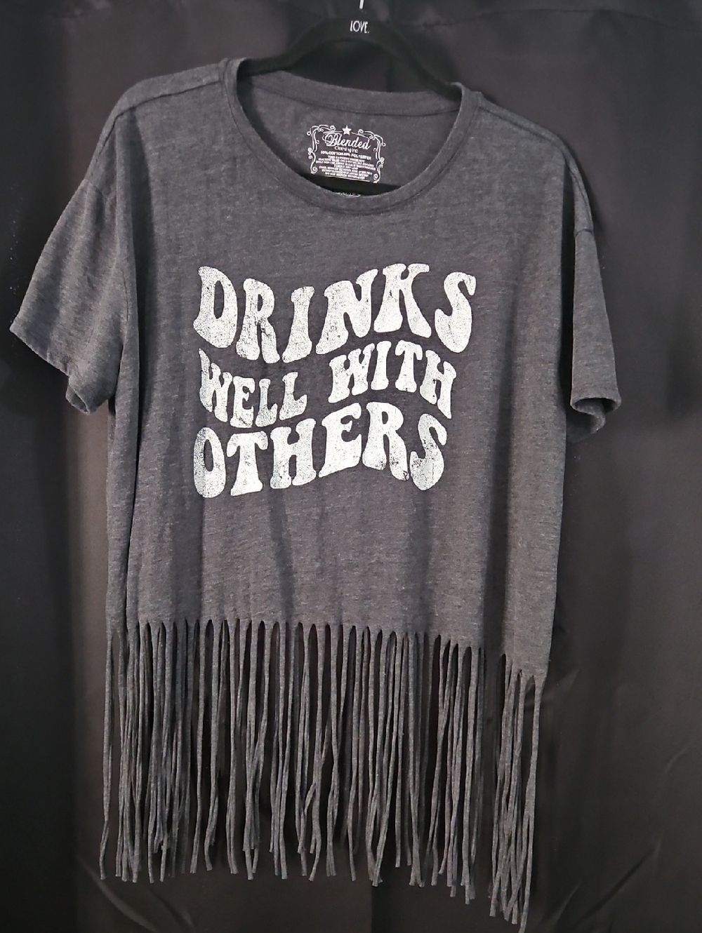 Blended Fringed Graphic Tee "Drinks Well With Others" XL Charcoal